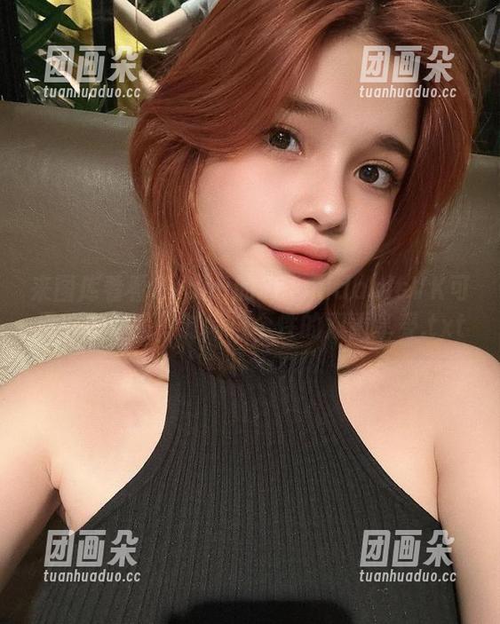Azami 来图库看看Azami的FormidableVK可畏毛衣作品,时尚与个性的双重享受.txt