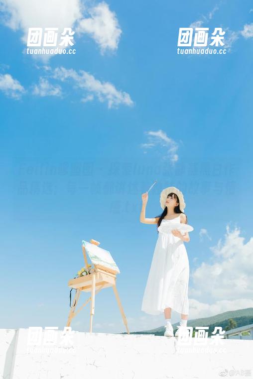 Feilin嗲囡囡 - 探索luna张静燕黑白作品精选：每一帧都讲述着独特的故事与情感.txt