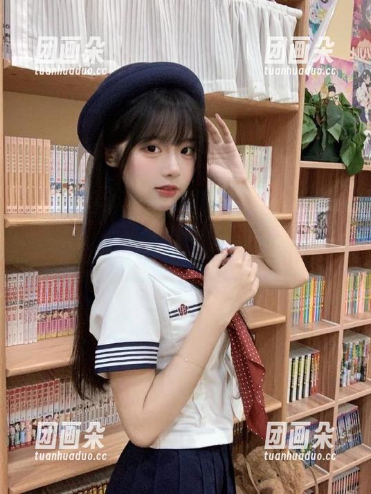 Feilin嗲囡囡 - 在线畅游田冰冰的高跟鞋世界，图片中尽显女神气质与魅力！.txt