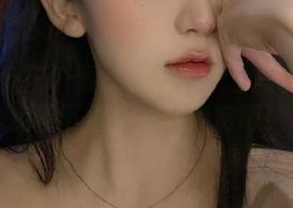 HuaYan花の颜 – 小尤奈护士写真图集发布，免费下载，一起欣赏吧！.txt