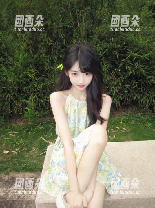 IMiss爱蜜社 - 黄歆苑的旗袍写真：让每个细节都在悄悄告诉你“我也可以更美”！.txt