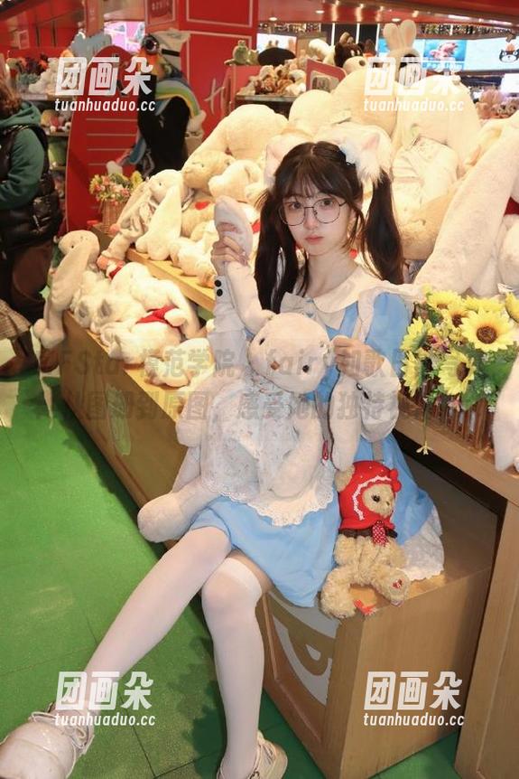 MFStar模范学院-fairy如歌 MFStar模范学院 - fairy如歌日常写真:从图册到原图,感受她的独特视角.txt