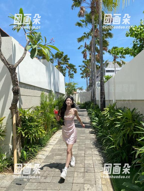MiiTao蜜桃社 - 看蜜蕊Mary的长腿写真图集，腿长却挡不住我的小个子心！.txt