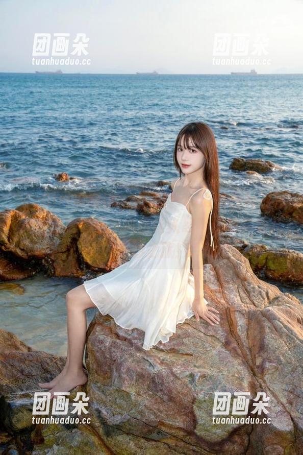 MyGirl美媛馆-小海臀rena MyGirl美媛馆 - 小海臀rena以白衬衫写真为主题,壁纸风格让人忍不住想多看几眼的奇妙之旅!.txt