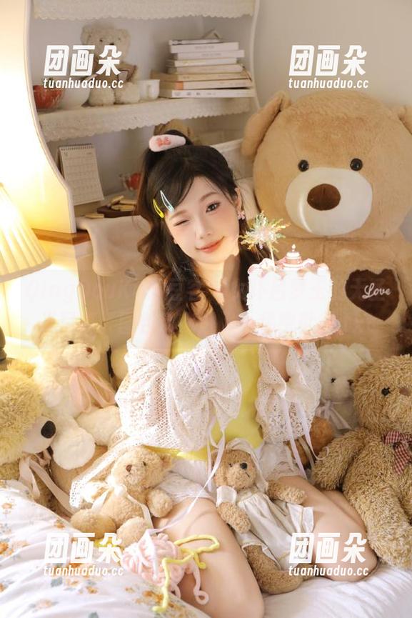 QingDouKe青豆客 - 女仆吕梦玉的无圣光写真：图包带你进入小秘密世界.txt