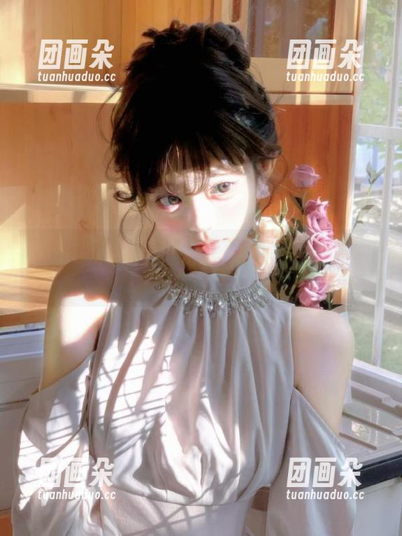 Seele麦麦 Seele麦麦私拍丝袜作品,捕捉每一丝优雅与轻奢的瞬间.txt