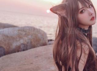 Shika小鹿鹿长发姑娘私拍写真合集：唤醒你心底的温柔与幻想.txt