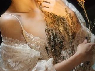 Tomiko(とみこ)秘书全套原图：每一帧都是感性的视觉盛宴.txt