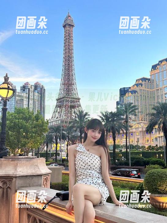 TouTiao头条女神 - 果儿Victoria的粉色世界：最新写真合集更新，细腻记录每一个瞬间.txt