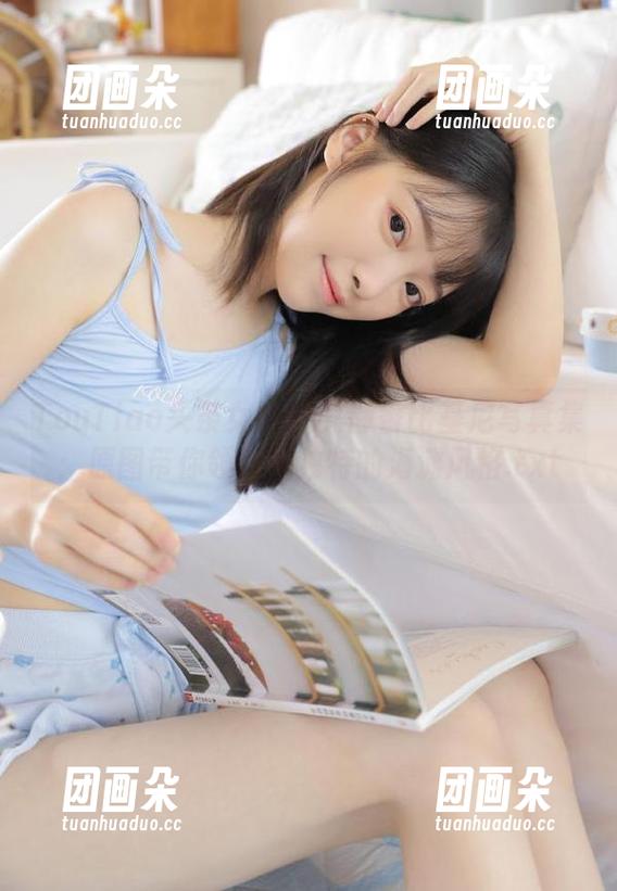 TouTiao头条女神 - 艾静香比基尼写真集：原图带你领略她独特的海滩风格.txt