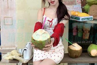 UGirls尤果网 – 尹凌儿带你领略职场风采，精彩职业装写真图册.txt