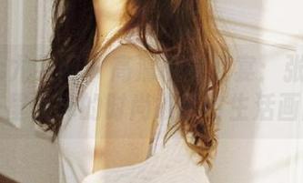 UGirls尤果网 – 高清视觉盛宴：张馥棋在连体衣里演绎的时尚故事与生活画面.txt