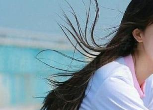 UGirls尤果网 – 清新出逃！李宝儿的连衣裙写真作品令人心动的夏日风情！.txt