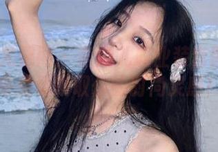 UGirls尤果网 – 李颜儿职业装套图齐分享，快来免费领取你的时尚灵感！.txt