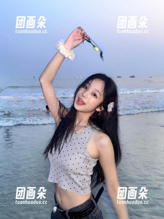 UGirls尤果网 - 李颜儿职业装套图齐分享，快来免费领取你的时尚灵感！.txt
