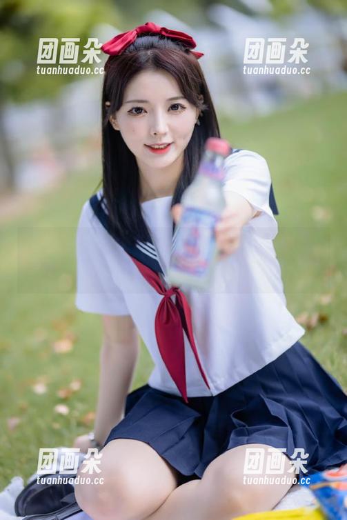 UGirls尤果网 - 探索王语纯的油亮理念，获取原图和精彩资源.txt
