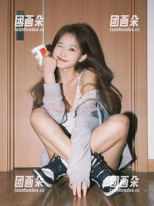 UGirls尤果网 - 颜美汐的家居美学：理想生活的图片资源展示.txt