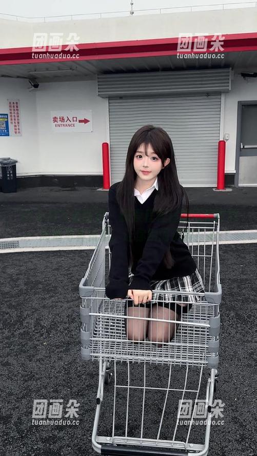 XIAOYU语画界 - 探索程程程的可爱世界：高清写真资源，让你瞬间沉醉！.txt