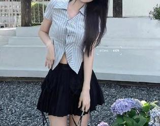 XIAOYU语画界 – 你绝对想不到！“绯月樱”的甜心原图图包藏着怎样的幽默风格！.txt