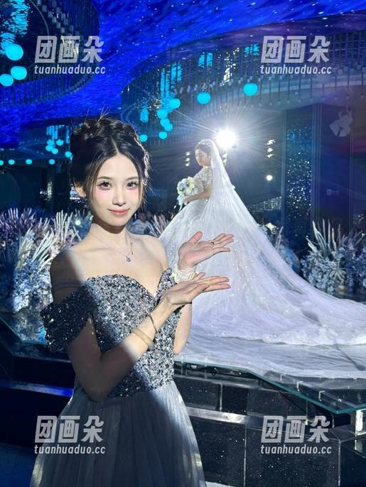 XINGYAN星颜社 - 黎秋秋灰丝写真作品集：传达情感与故事的视觉盛宴.txt