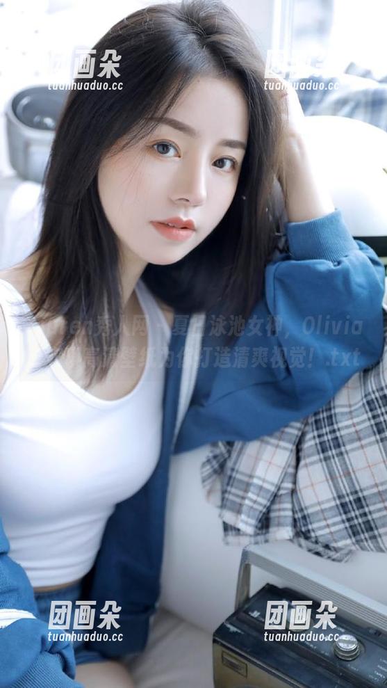 Xiuren秀人网-Olivia童安琪 Xiuren秀人网 - 夏日泳池女神,Olivia童安琪高清壁纸为你打造清爽视觉!.txt