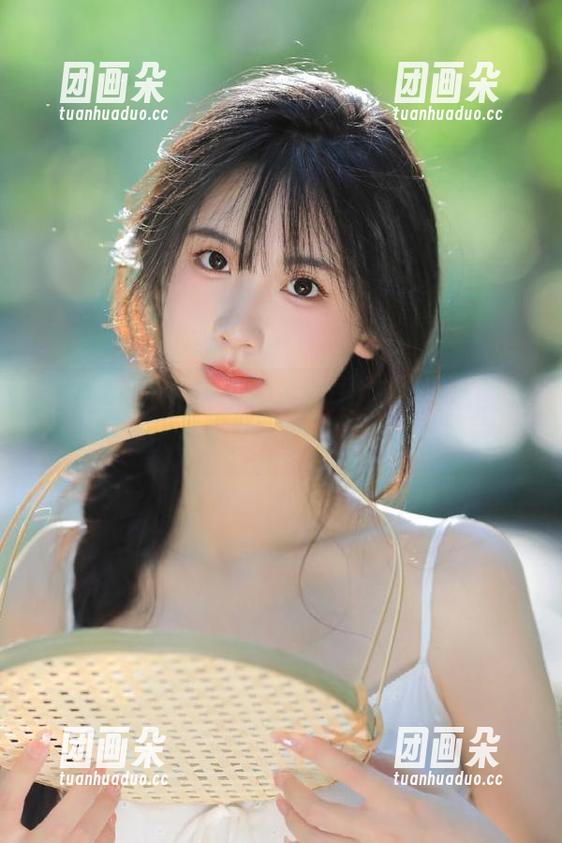 Xiuren秀人网 - 彻底被UU酱的粉色图册俘获，快来免费下载绝美作品！.txt