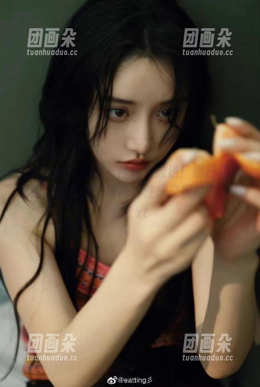 Xiuren秀人网 - 福利大放送！明日花桃桃兔女郎写真，时尚与性感交织的完美画面.txt
