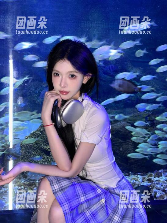 Xiuren秀人网-程慧娴Phoebe Xiuren秀人网 - 发现程慧娴Phoebe:户外私房美图彰显她的自然和艺术灵感.txt