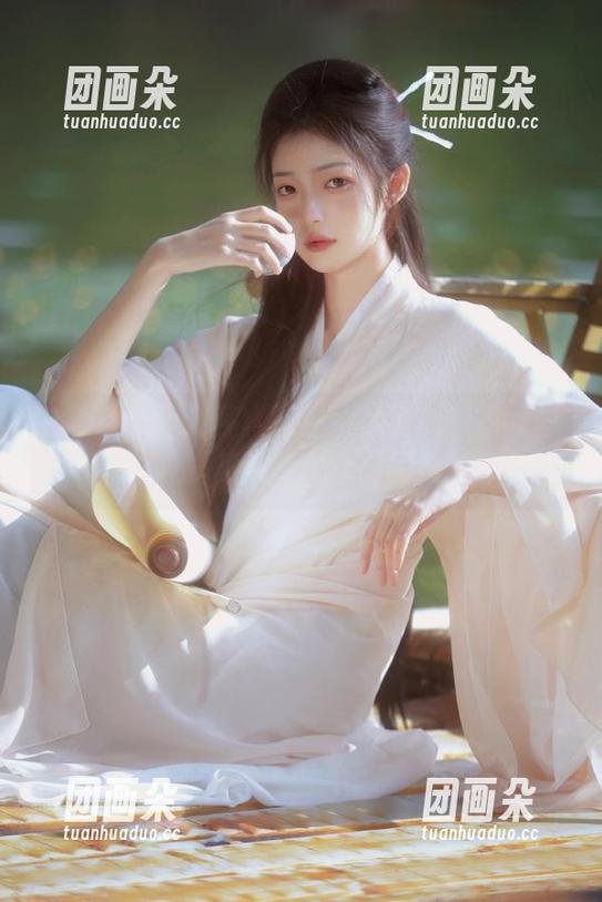 Xiuren秀人网-麻吉小兔子 Xiuren秀人网 - 麻吉小兔子创意婚纱图包更新,探索婚礼的无限可能性.txt