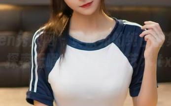 Xiuren秀人网 – 黄歆苑的纯白图集更新，探索无暇美丽的写真艺术.txt
