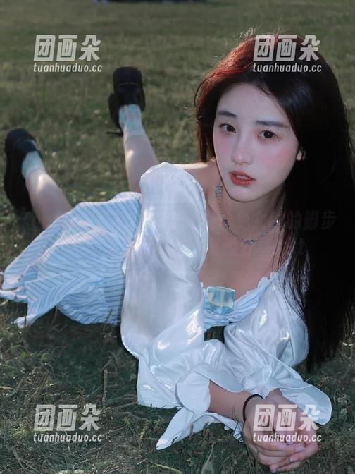 YouMi尤蜜荟 - 跟随尤妮丝兔女郎的脚步，发现最惊艳的美图资源分享.txt