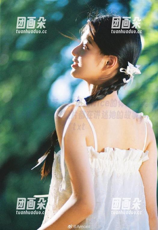 YouMi尤蜜荟 - 张思允Nice的体操服美图合集：每一张照片都在讲述她的故事！.txt