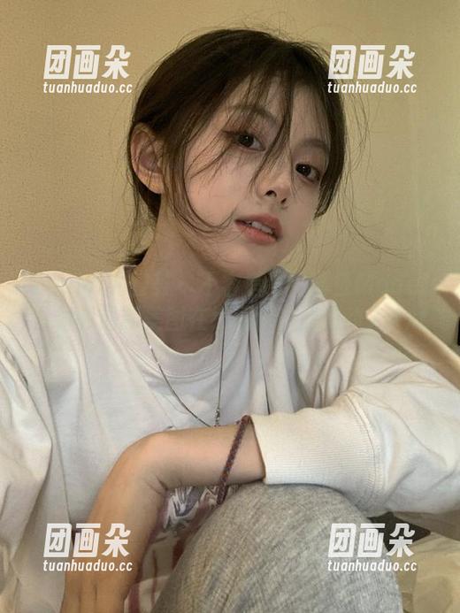YouMi尤蜜荟 - 不容错过！葛征Model白衬衫最新美图在线展示，清新动人.txt