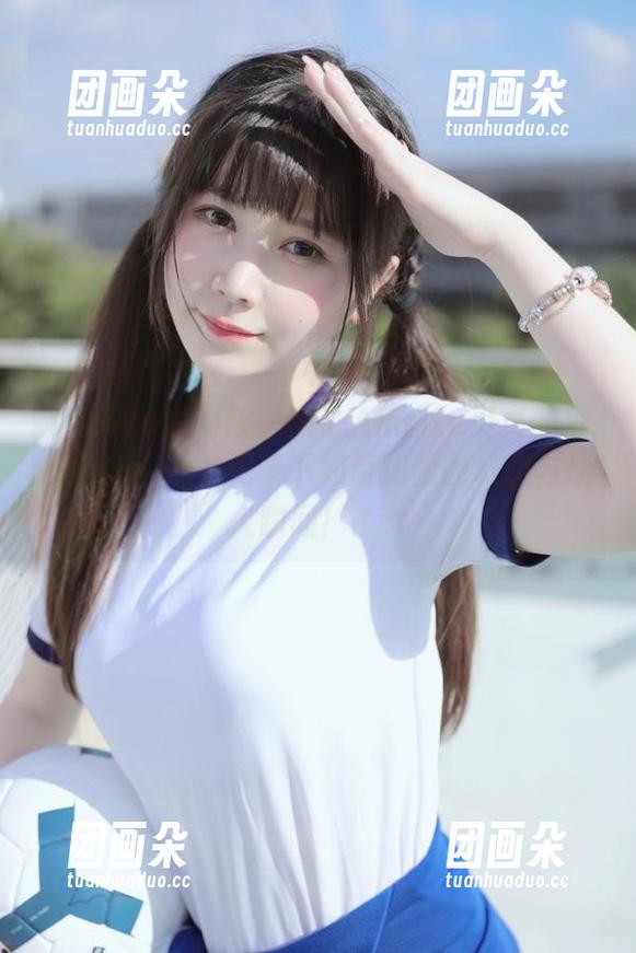 YouWu尤物馆 - 甜心Amrita贞贞的写真合集，照片记录下如诗如画的幻想与迷人瞬间！.txt