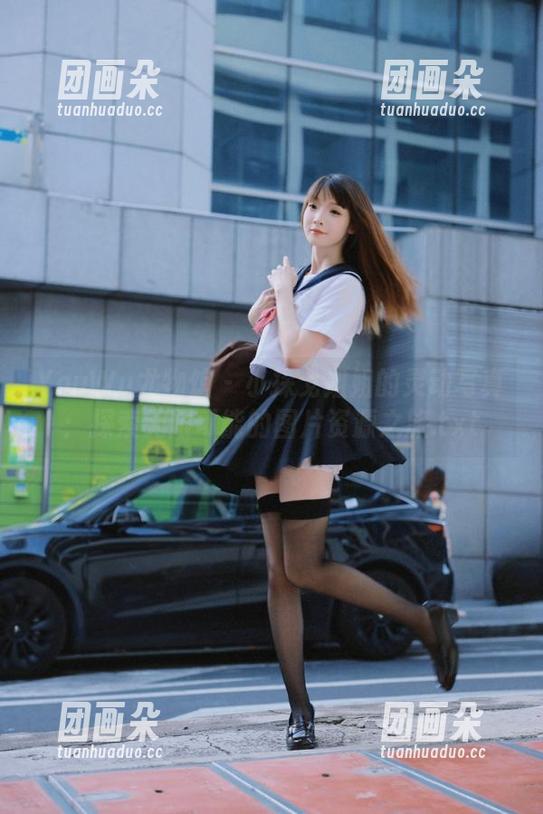 YouWu尤物馆 - 小探戈姐姐的灵动写真：探索无限可能的图片资源之旅.txt
