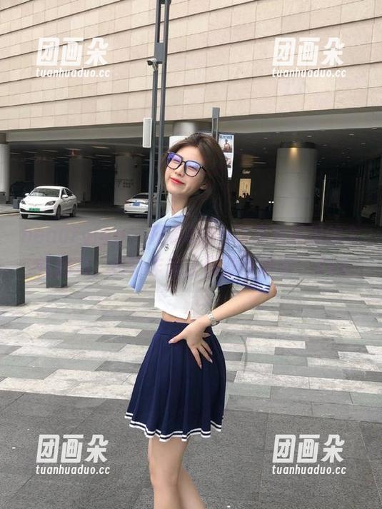 beautyleg - 观看Dora以皮衣展现的个性魅力，独特作品让你过目难忘。.txt