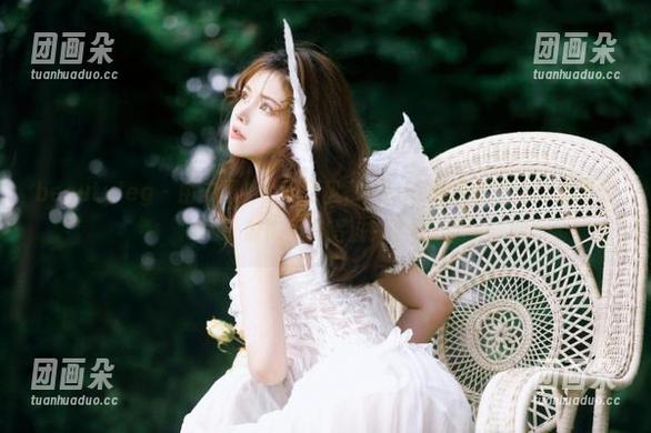 beautyleg-Lina beautyleg - 由内而外的职场风采:Lina最新职业装作品更新,时尚不容错过!.txt