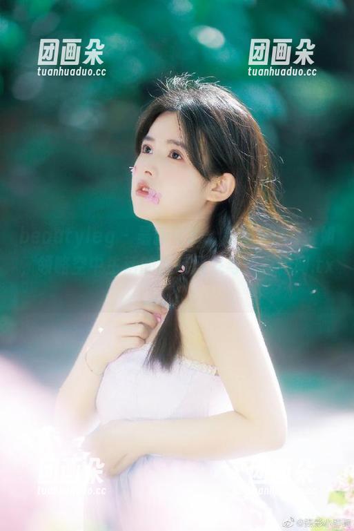 beautyleg-Ning beautyleg - 最新图册:跟随Ning空姐,领略空中生活的独特风采与精彩瞬间.txt