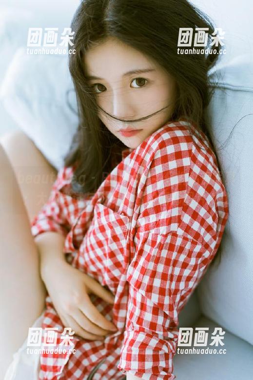 beautyleg-Rubis beautyleg - Rubis的牛仔裤私房写真:大胆尝试与时尚风潮的精彩图片.txt