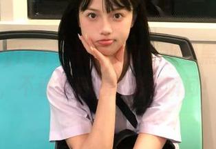 beautyleg – 最新分享：小雪黑色风格写真，不看会后悔的精彩瞬间！.txt
