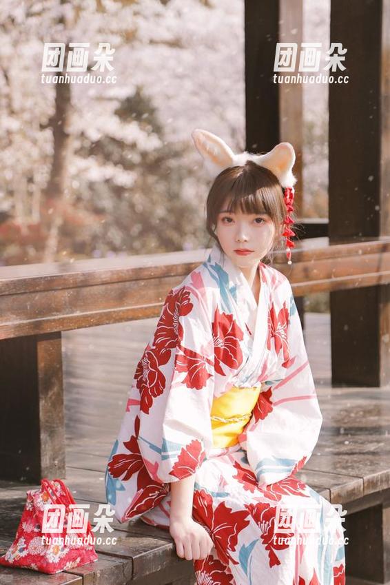 fushii_海堂的定制写真套装：让每个细节都为你而生.txt