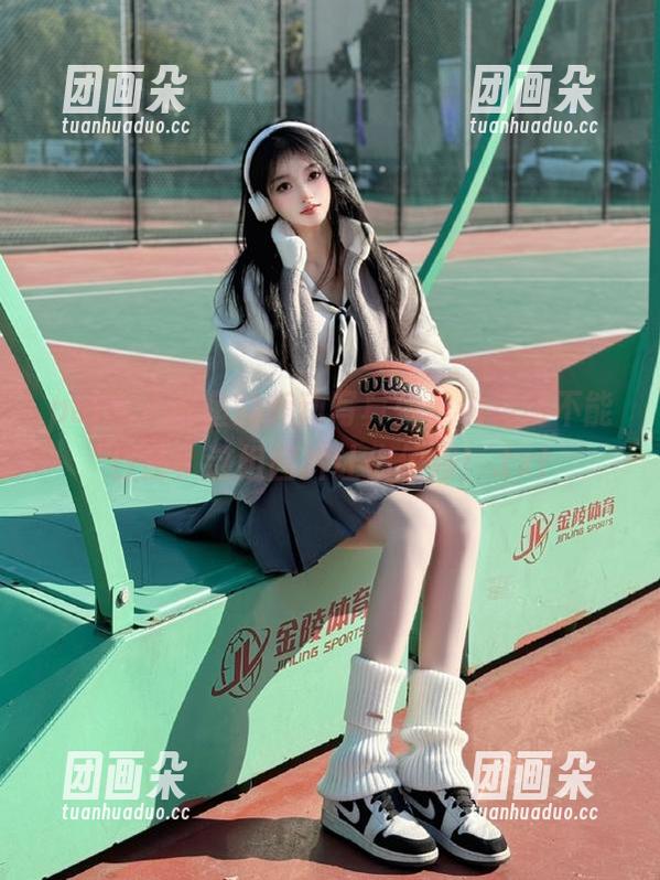 pans - 小鱼的运动写真：谁说运动不能性感？这组图片让你信服！.txt