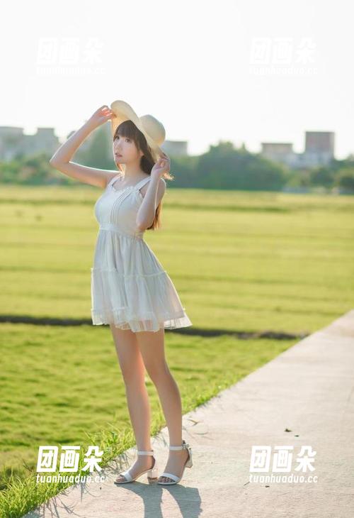 pans-果汁 pans - “果汁”毛衣写真:感受冬日的温暖,精彩下载活动启动.txt