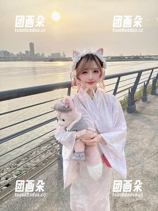 感受rinka冲田凛花的白裙之美，无圣光美图记录精彩瞬间.txt