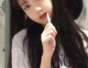 探秘いくみ(育美)女神在线图集，带你领略绝美写真作品的精彩.txt