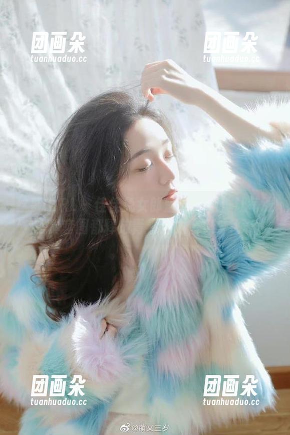 丝慕GIRL-佳佳 丝慕GIRL - 佳佳兔女郎魅力无限:让每张写真套图都释放青春活力合集!.txt