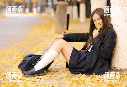 丽柜 - 学妹全套写真作品大揭秘：“兔子”带你感受摄影之美.txt