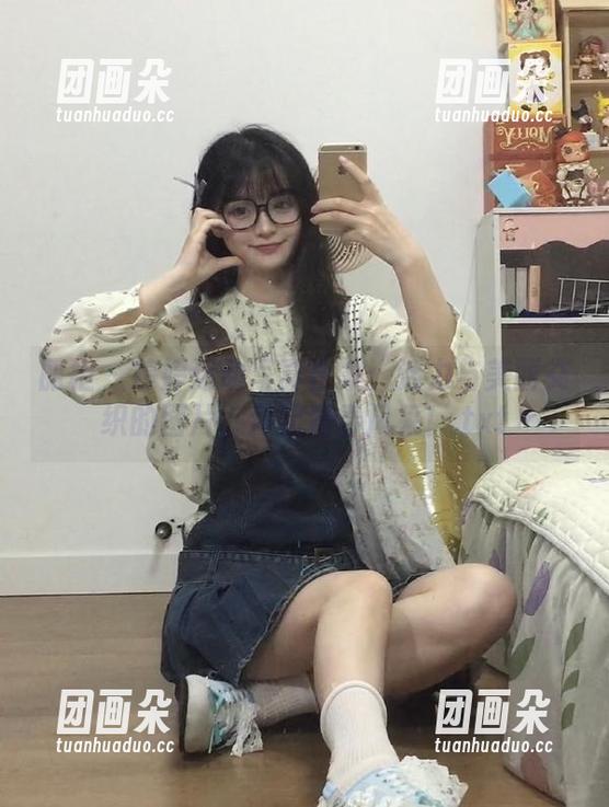 丽柜 - 婷婷运动写真合集：活力与美丽交织的图片，尽显青春风采！.txt