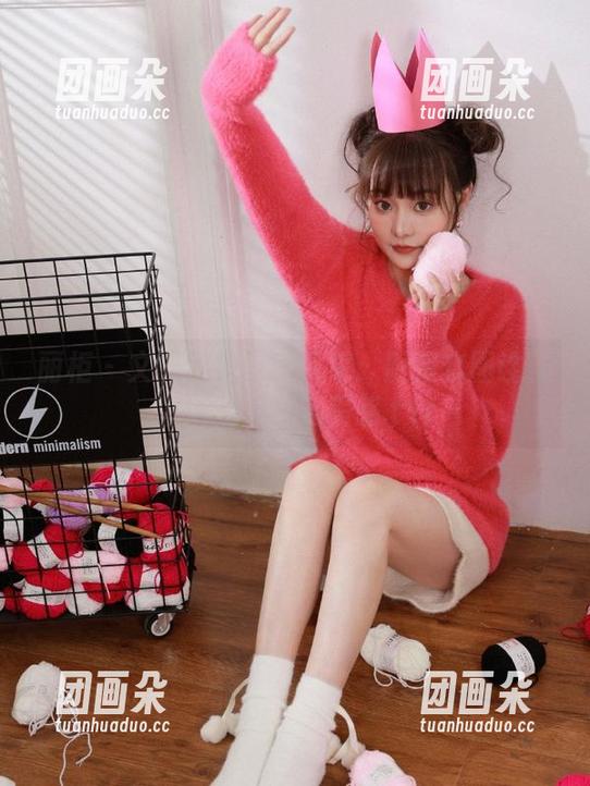 丽柜 - 文静私拍厨房风采：厨娘套图诠释生活的诗意与美感.txt
