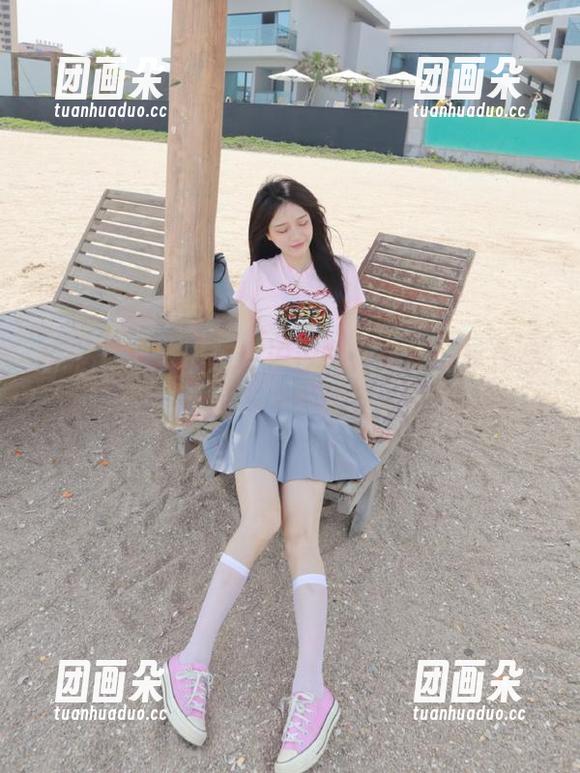 丽柜 - 新鲜出炉！汐汐的双生花花季作品集更新，感受不一样的视觉盛宴.txt